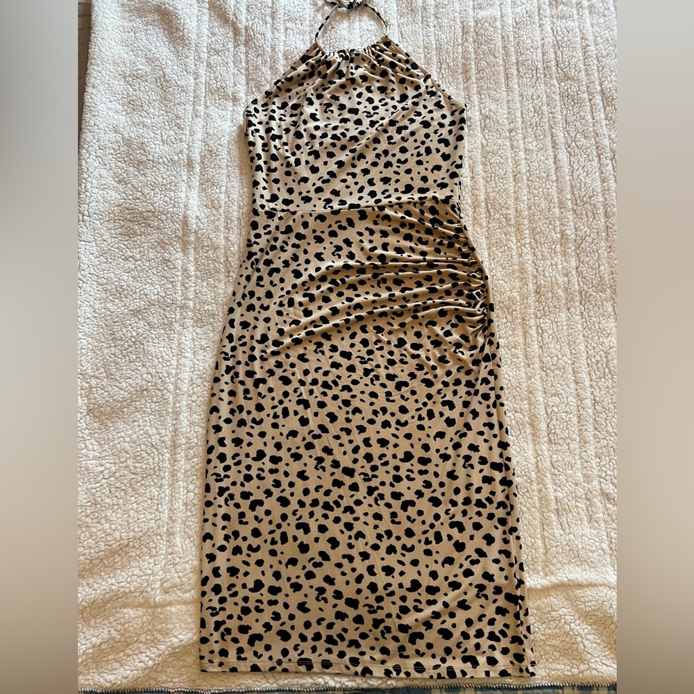 New WAYF cheetah print halter dress size Medium